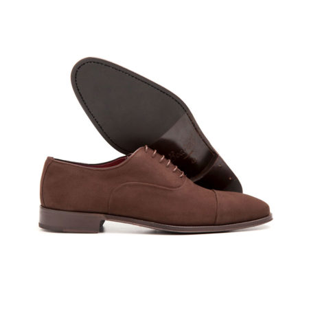 Zapato estilo Oxford de ante marrón para hombre Beatnik Corso hecho a mano en España por Beatnik Shoes