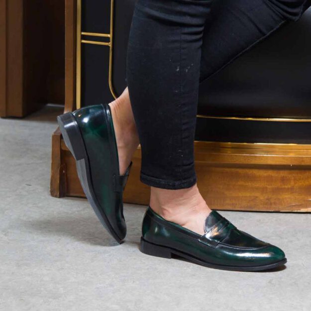 Green moccasins for woman Beatnik Irma Handmade by Beatnik Shoes