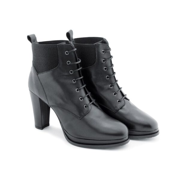 Black high heel ankle boots for woman by Beatnik