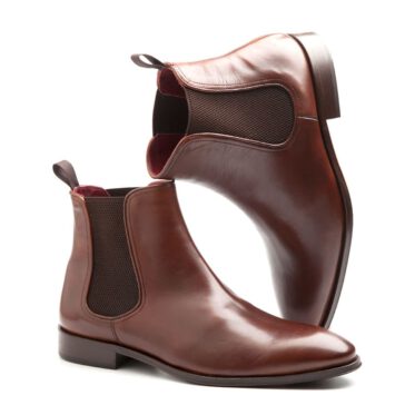 Handmade brown Chelsea boots for men by Beatnik