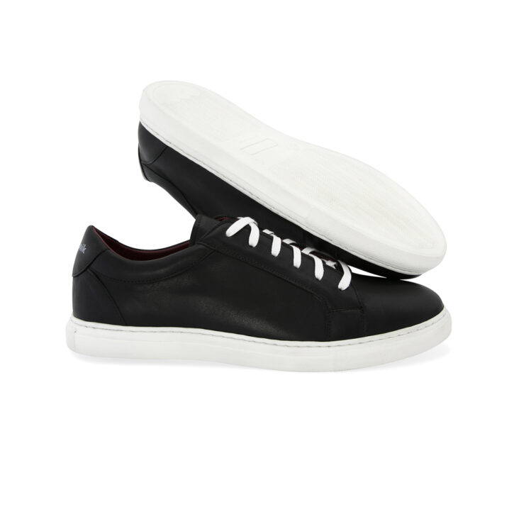 Two-tone black and white leather Sneakers for men and women