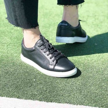 Sneakers unisex de piel Beatnik Harper Black & White. Hechas a mano en España por Beatnik Shoes