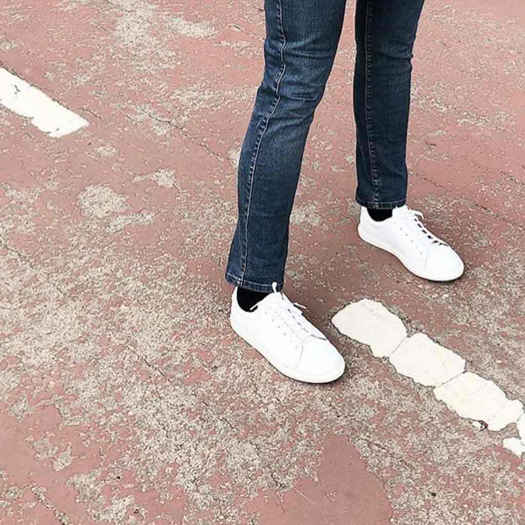 Stylish Casual Comfortable Black White Shoes For Men