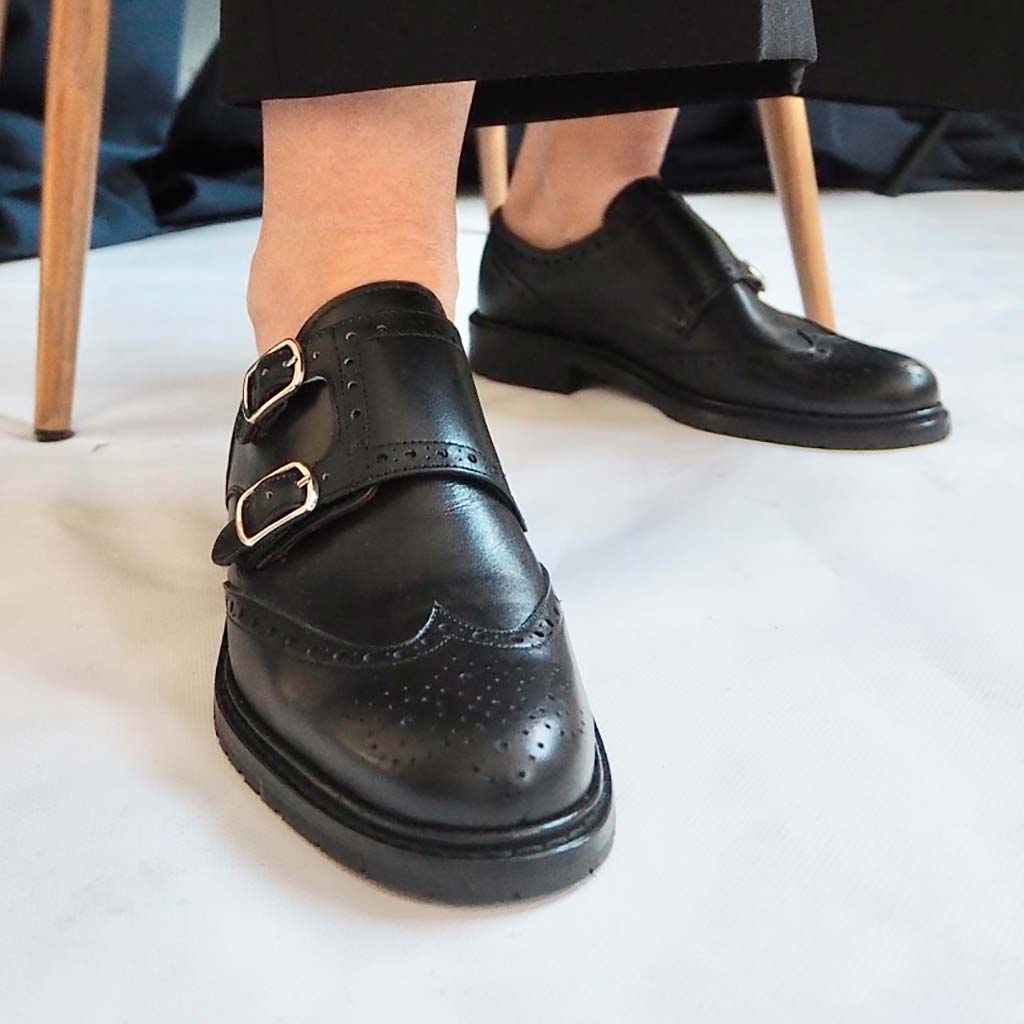 Zapatos Negros de Doble Hebilla Para Mujer June Brogue