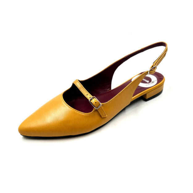 Women's ultra comfortable low heeled mustard pumps handmade in Spain from the best leather