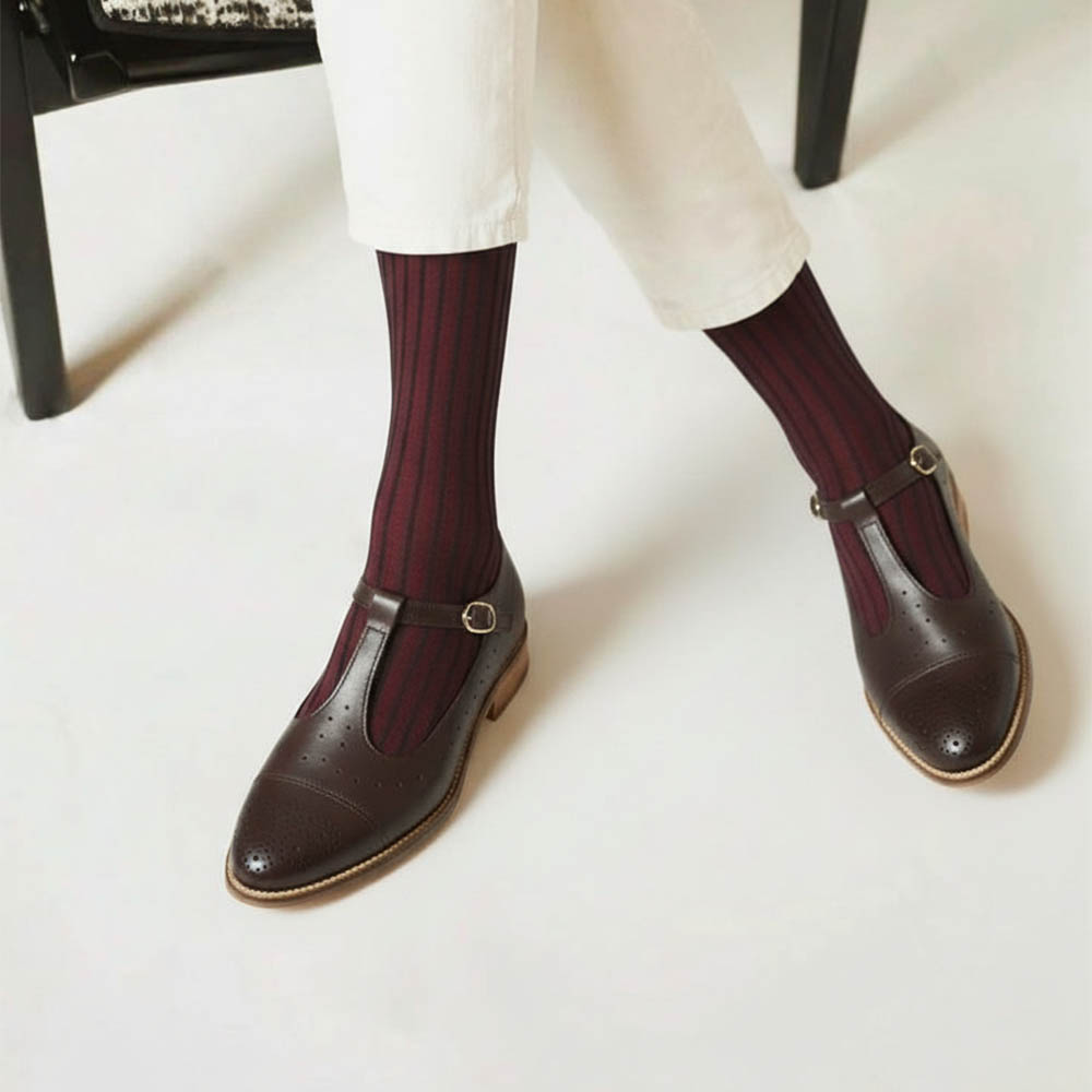 Zapato de mujer Mary Jane marrón hecho a mano en España Beatnik Martha Brown